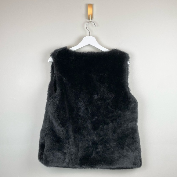 Aldo Faux Fur Vest Size Medium - Picture 3 of 7